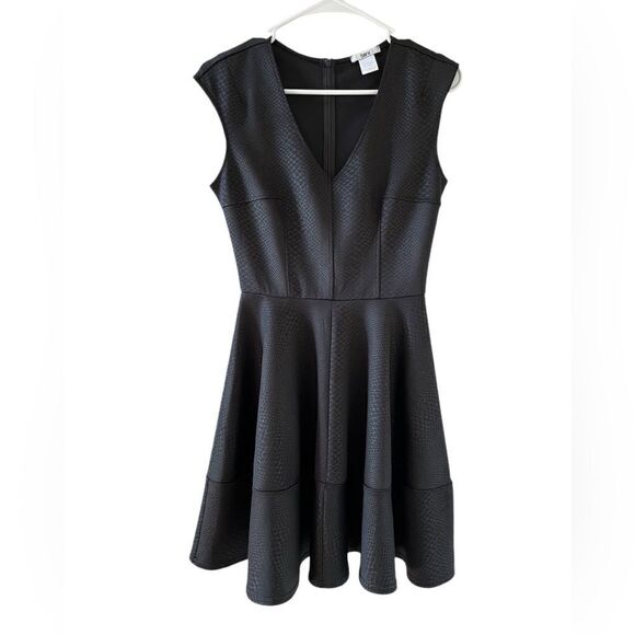 Womens’ Bar III V-Neck Dress Size S - Picture 1 of 3